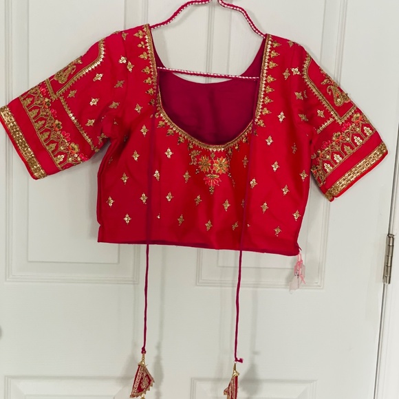 Lehenga Choli - Picture 3 of 4